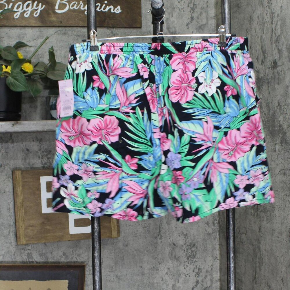 NWT Wild Fable Womens Chino Bermuda Shorts 84665678 XL Black Tropical Print - Picture 3 of 7
